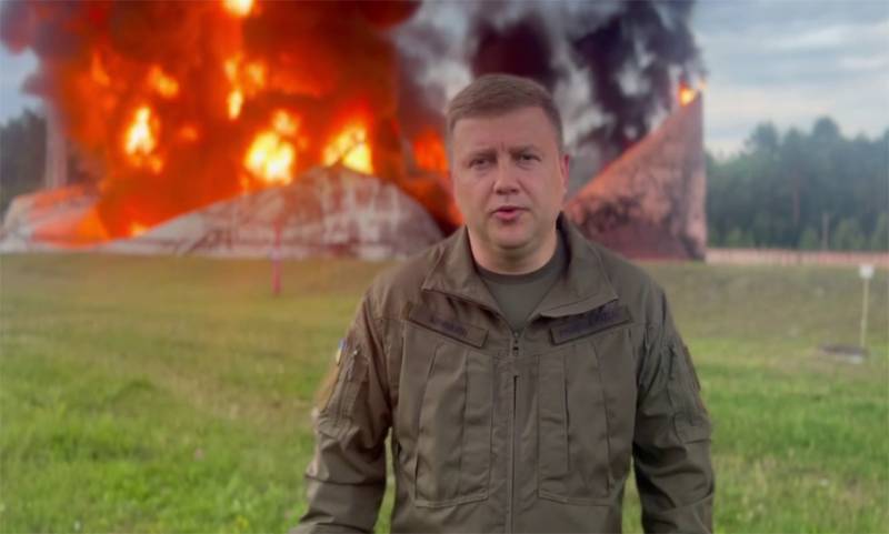 Глава Ровенской области: российские беспилотники разбомбили нефтебазу в районе города Дубно