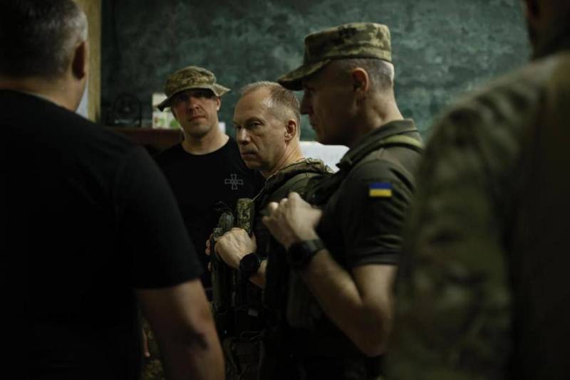 Il generale delle forze armate ucraine Syrsky è stato informato del ritiro delle truppe russe a nord-est di Ivanovka, alla periferia di Kupyansk