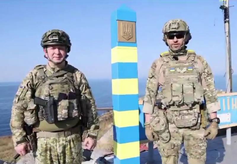Kiew „stellte die historische Gerechtigkeit wieder her“, indem es auf der Insel Zmeiny einen Grenzpfeiler errichtete