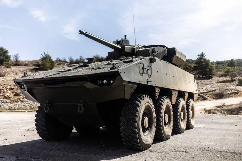 Ora in grado di colpire i carri armati: la Francia ha introdotto una nuova versione del BMP VBCI