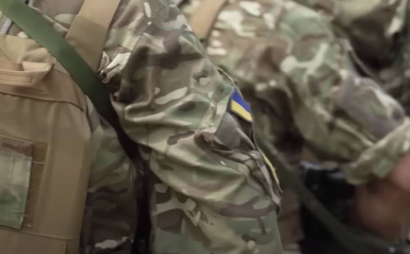 Un soldat capturé des Forces armées ukrainiennes a exhorté les Ukrainiens à se cacher "chez leur grand-mère au sous-sol" et à ne pas aller au front