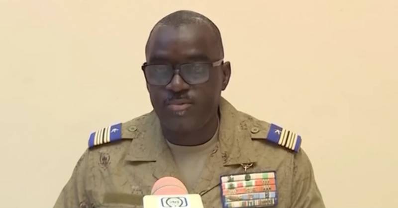 Historiador africano: La decisión sobre una posible intervención militar en Níger se tomó con mucha prisa