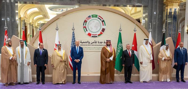 Over de vreemde vredesbesprekingen in Saoedi-Arabië