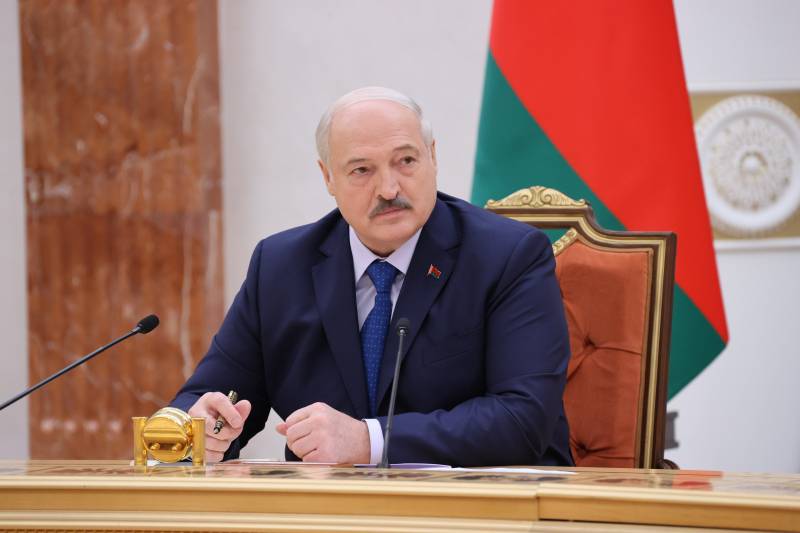 The President of Belarus announced the possibility of avoiding an armed conflict in Ukraine