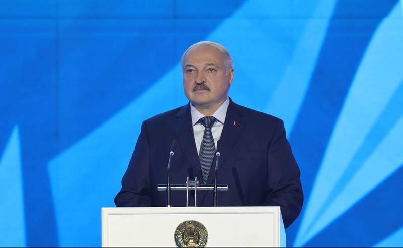 Лукашенко назвал «глупыми» требования Польши и Прибалтики вывести из республики ЧВК «Вагнер»