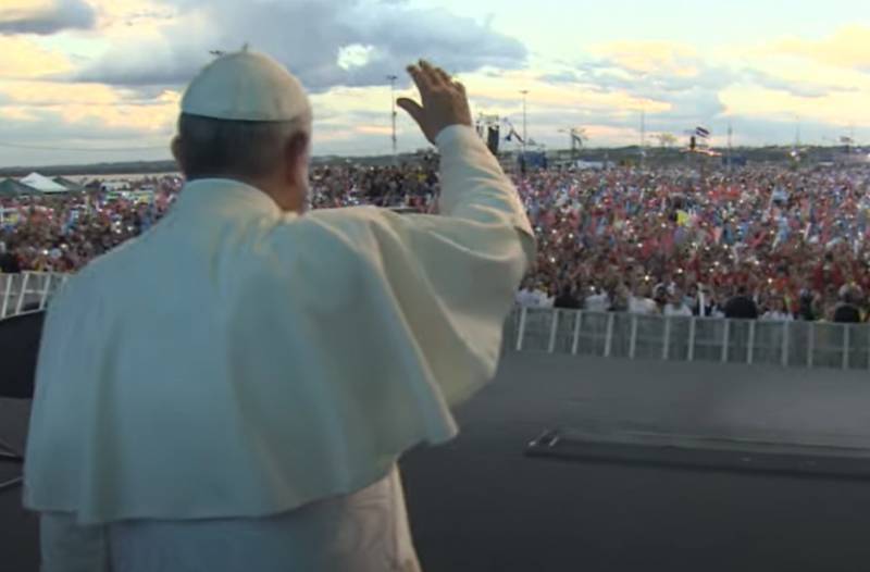 Ukraynalı Rum Katoliklerin lideri, Papa'nın Rusya ve Ruslar hakkındaki sözleriyle ilgili Vatikan'dan açıklama bekliyor