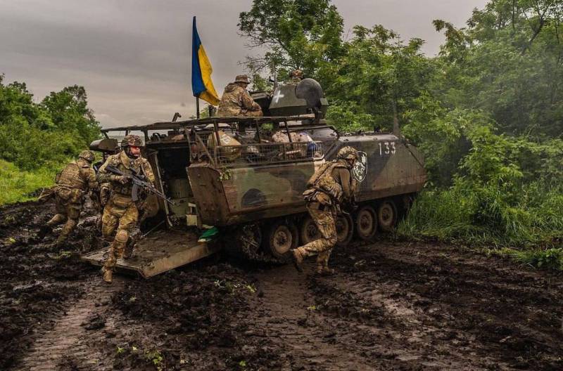 Βρετανική έκδοση: Η μόνη επιλογή για να σταματήσει η σύγκρουση στην Ουκρανία είναι να διαιρεθεί η χώρα σύμφωνα με την "κορεατική επιλογή"