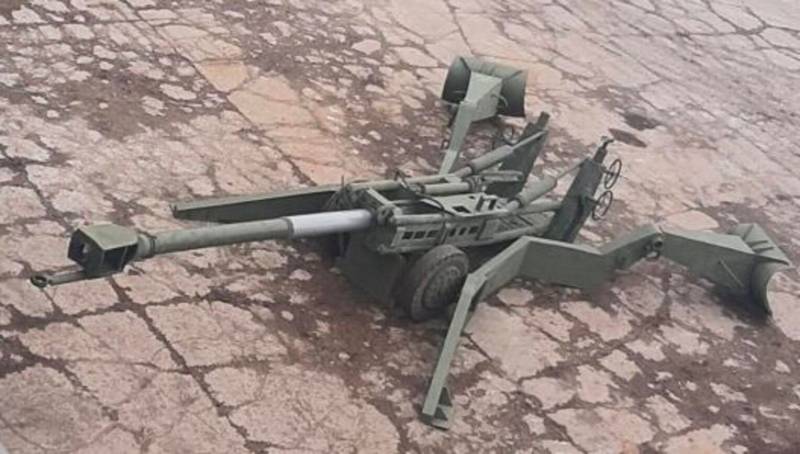 Az ukrán média katonai felszerelések vas makettjeit mutatta be, hogy elterelje az RF fegyveres erők figyelmét