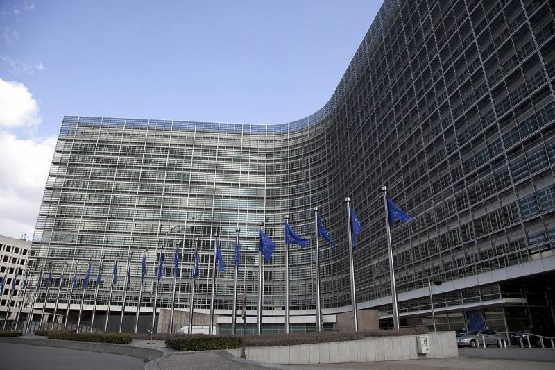 Liên minh châu Âu sẽ xây dựng kế hoạch hỗ trợ tài chính dài hạn cho Ukraine trị giá 50 tỷ euro