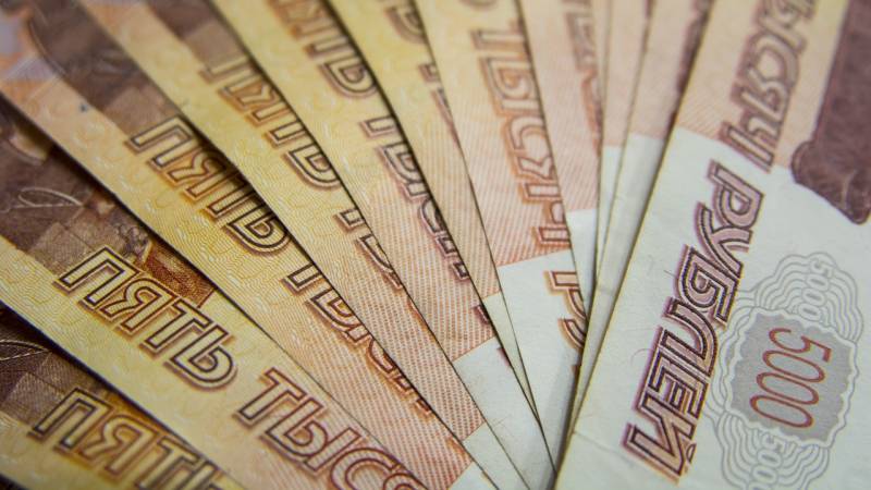Precedent istoric pentru deprecierea rublei