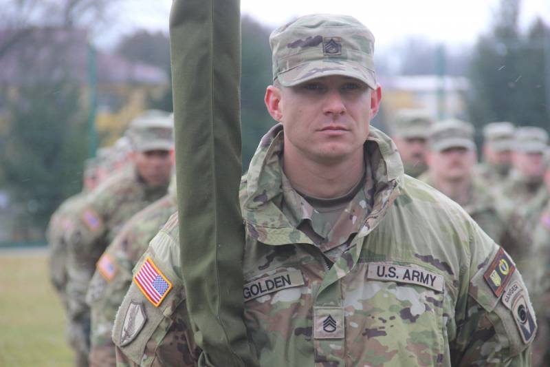 “Sẽ không dẫn đến leo thang”: Tạp chí Mỹ đề xuất cử cố vấn quân sự tới Ukraine