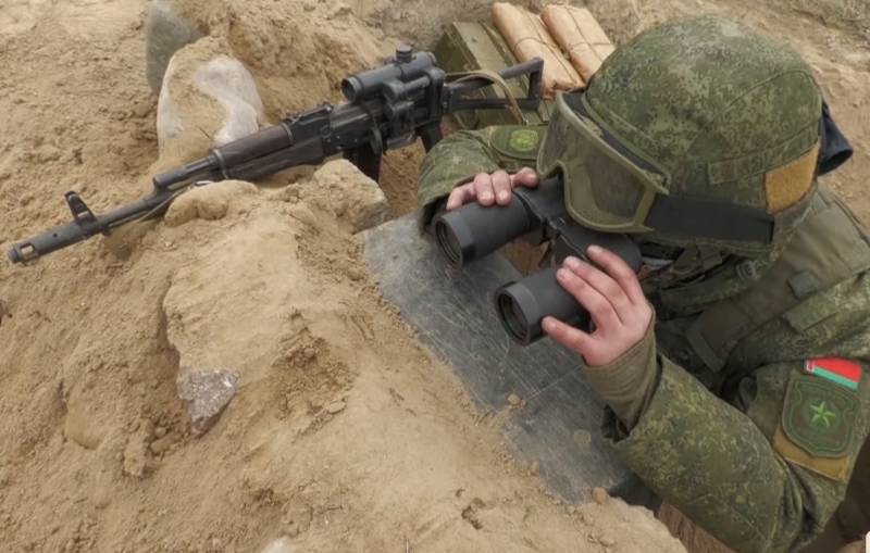 Шеф вежби ОДКБ у Белорусији говорио је о реализацији задатака борбене обуке на полигону у близини пољске границе