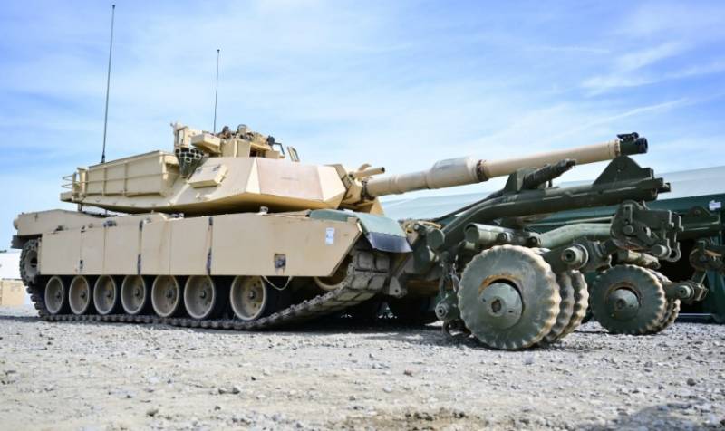 ウクライナ軍が訓練した M1A1 戦車の XNUMX 台