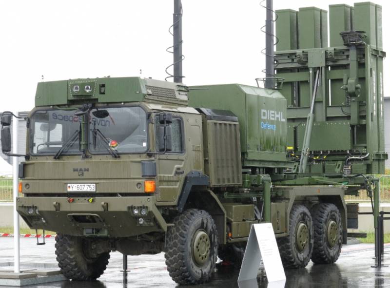 משרד ההגנה של אסטוניה ולטביה החליט להצטרף למערכת ההגנה האווירית של האיחוד האירופי ולרכוש מערכות הגנה אווירית IRIS-T