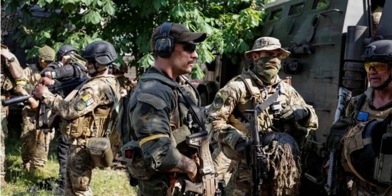 Wydanie brytyjskie: Zagraniczni najemnicy w szeregach Sił Zbrojnych Ukrainy zaczęli coraz częściej ze sobą walczyć