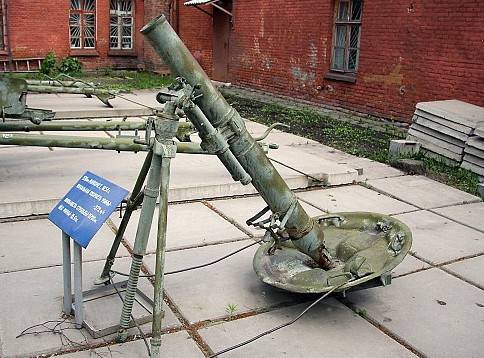 鹵獲したドイツ軍迫撃砲の戦後使用