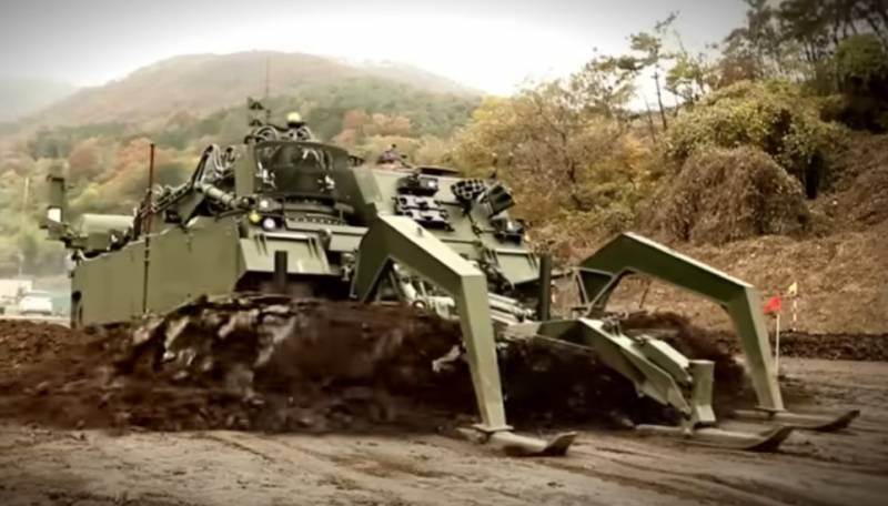 "Bisa nembus garis pertahanan": Korea Selatan bakal nransfer kendaraan teknik K600 Rhino menyang Angkatan Bersenjata Ukraina