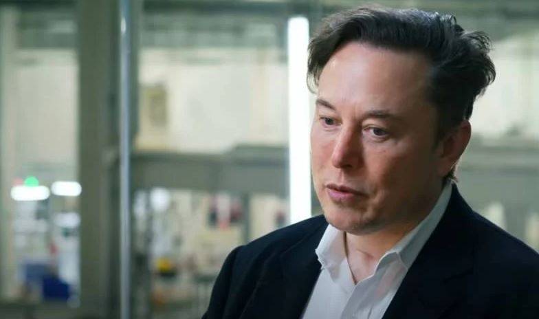 Elon Musk kommentálta a kanadai miniszterelnök azon próbálkozásait, hogy igazolja az SS-ember tiszteletét