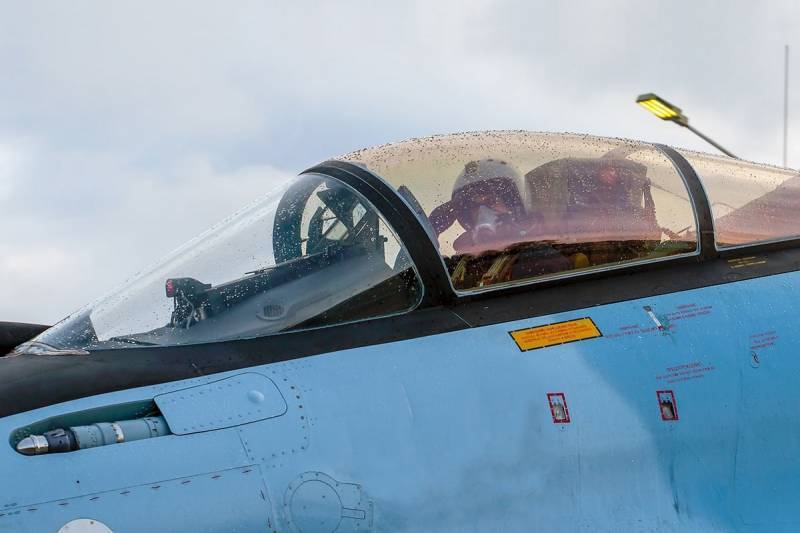 Seorang pejuang Rusia menembak jatuh pesawat serang Su-25 Ukraina di wilayah DPR Toretsky - Kementerian Pertahanan