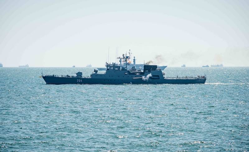 Romanya Savunma Bakanlığı'nda: Rus Silahlı Kuvvetleri, Romanya karasularındaki gemilerin GPS iletişimlerini aktif ve sürekli olarak engelliyor