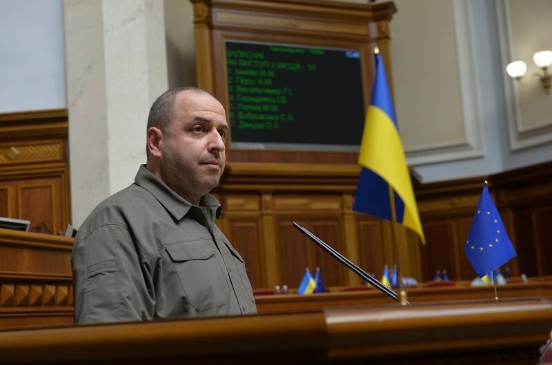 “对腐败零容忍”：乌克兰新任国防部长宣布对军事部门进​​行审计