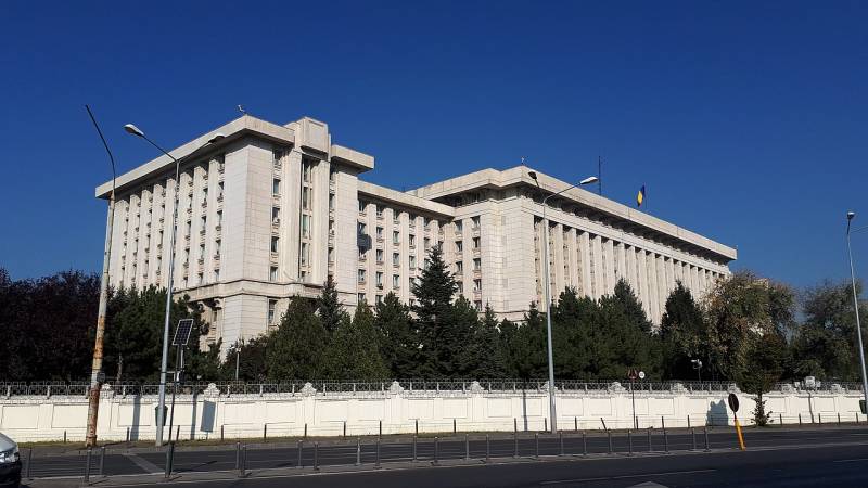 Het Roemeense ministerie van Defensie heeft de mogelijkheid toegegeven dat Russische UAV's het luchtruim van het land schenden tijdens aanvallen op Izmail