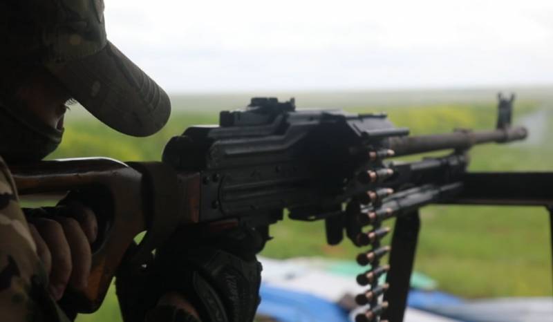 نشرت وزارة الدفاع في الاتحاد الروسي لقطات للعمل القتالي لوحدات الهجوم والاستطلاع التابعة للقوات المحمولة جوا في منطقة أرتيموفسك