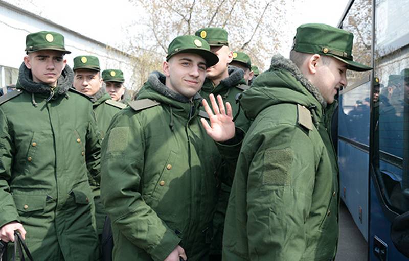 国防部排除向俄罗斯新地区派遣2023年秋季应征入伍的义务兵的可能性