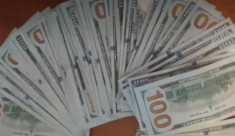 דולרים הפכו לדשן יעיל לאדמת הרוספוביה באוקראינה