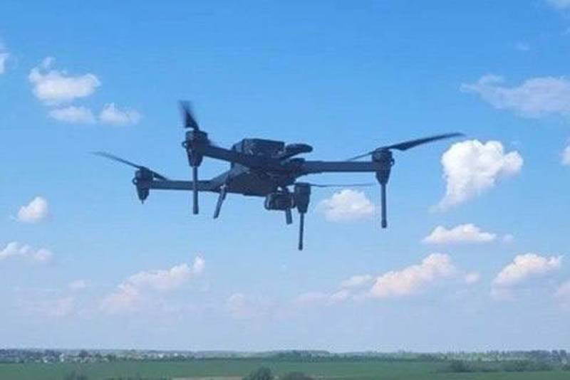 Die Streitkräfte der Ukraine haben eine Drohne mit künstlicher Intelligenz, Saker Scout, eingeführt
