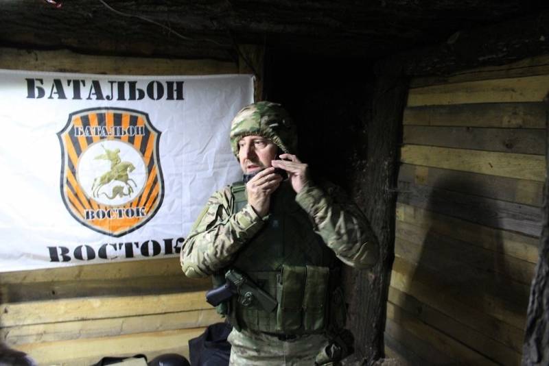 Khodakovsky: mungsuh nyedhaki posisi Rusia ing wilayah Novodonetsk