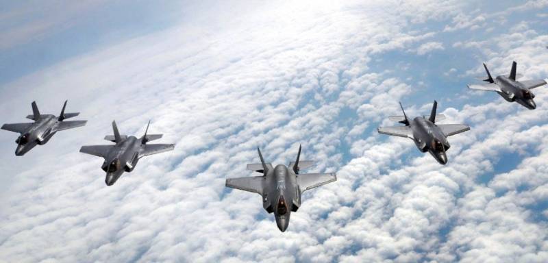 체코 정부가 미국으로부터 F-24 전투기 35대를 구매하기로 결정했습니다.