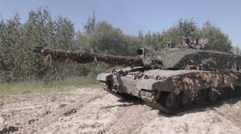 Recursos ucranianos: Gran Bretaña está extremadamente insatisfecha con la publicación del hecho de la destrucción del primer tanque Challenger 2.