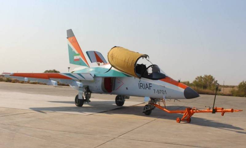 Angkatan Udara Iran nampa pesawat latihan tempur Yak-130 Rusia.