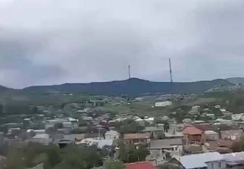 Появились первые кадры боевых действий в Нагорном Карабахе после объявления Азербайджаном начала военной операции