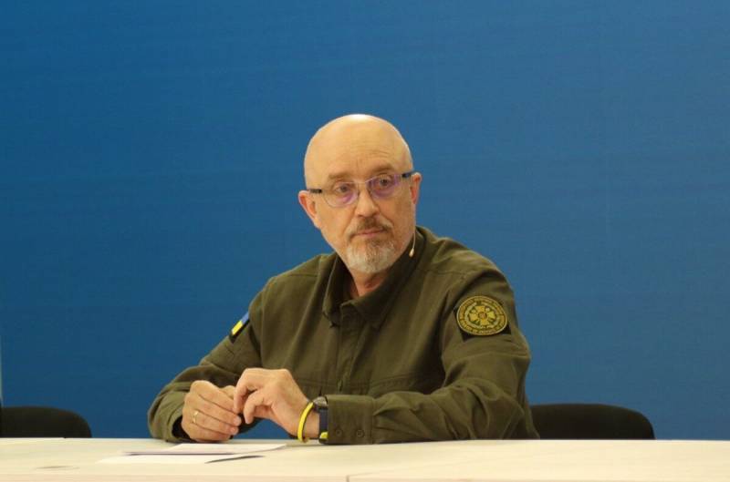 Zelensky는 공식적으로 Reznikov의 사임을 발표하고 우크라이나 국방부 장관에 새로운 후보를 제안했습니다.
