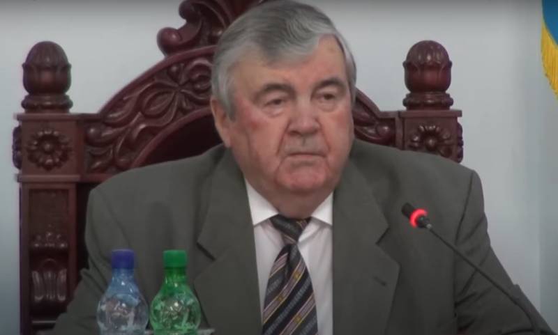 Tổng thống đầu tiên của Moldova, Mircea Snegur, qua đời