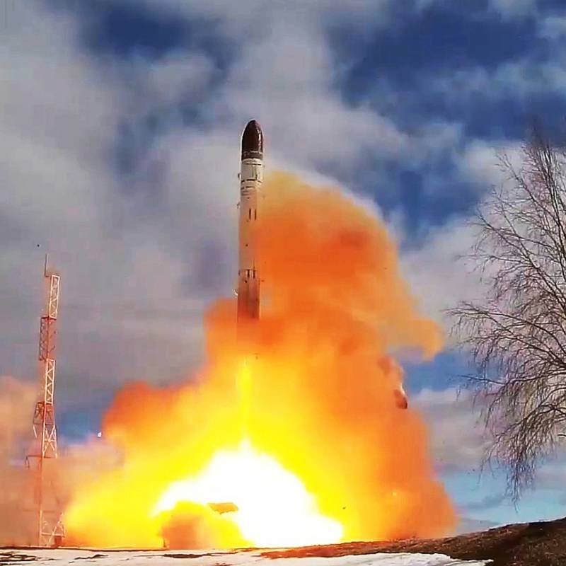 Pasión por "Sarmat": ¿podrán Estados Unidos poner el sistema de misiles bajo control global?
