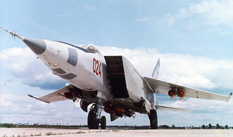 Reinkarnation der MiG-25