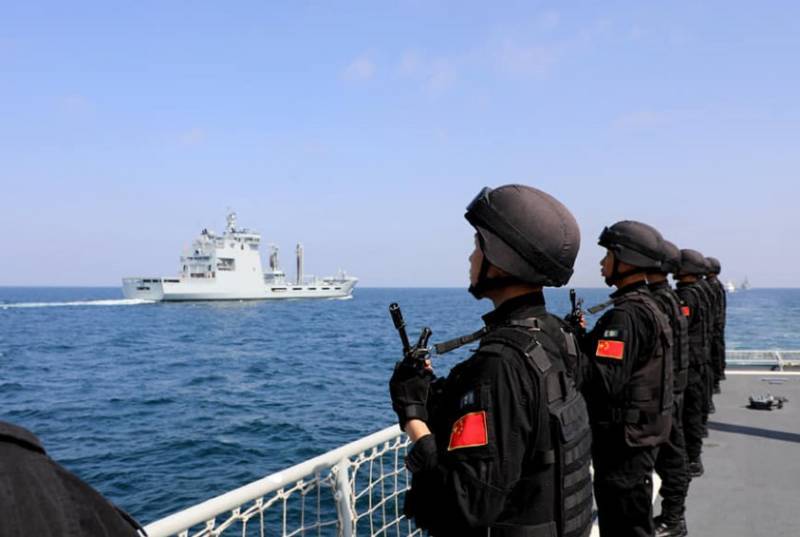 Daily Mail: Intelijen Inggris nglaporake manawa kru kapal selam Angkatan Laut PLA