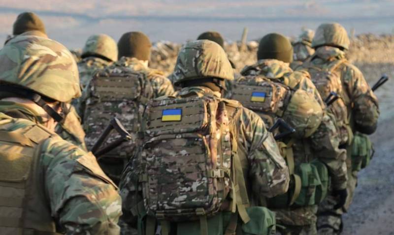 Um grupo de militares ucranianos se rendeu aos soldados do 1º Exército Blindado das Forças Armadas Russas na direção de Kupyansk