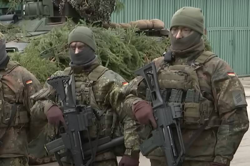 O chefe do Ministério da Defesa alemão disse que a Alemanha pretende enviar uma brigada de 4 mil militares para a Lituânia