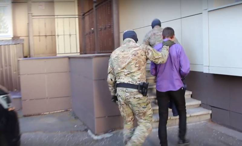 FSB zatrzymała Rosjanina, który przekazał ukraińskim służbom wywiadowczym informacje o przemieszczaniu sprzętu wojskowego Sił Zbrojnych Rosji
