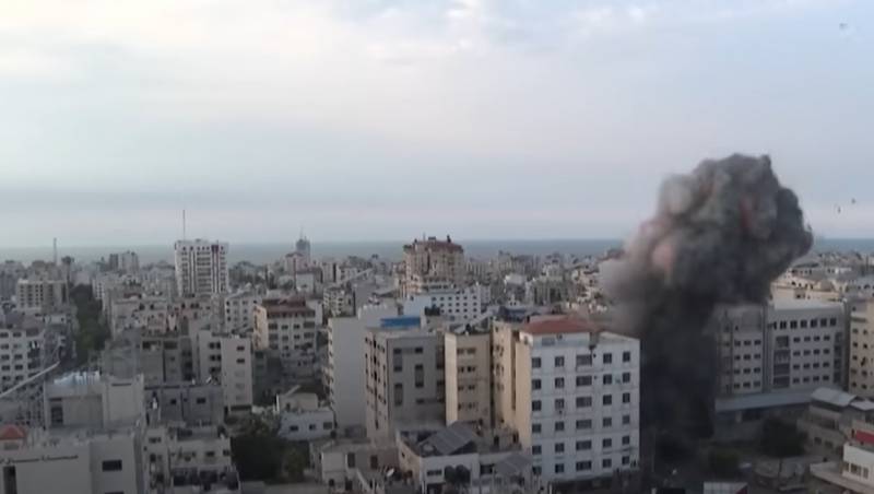 حماس اعلام کرد که به ازای هر حمله هوایی اسرائیل به غزه، یک اسیر اسرائیلی را اعدام خواهد کرد.