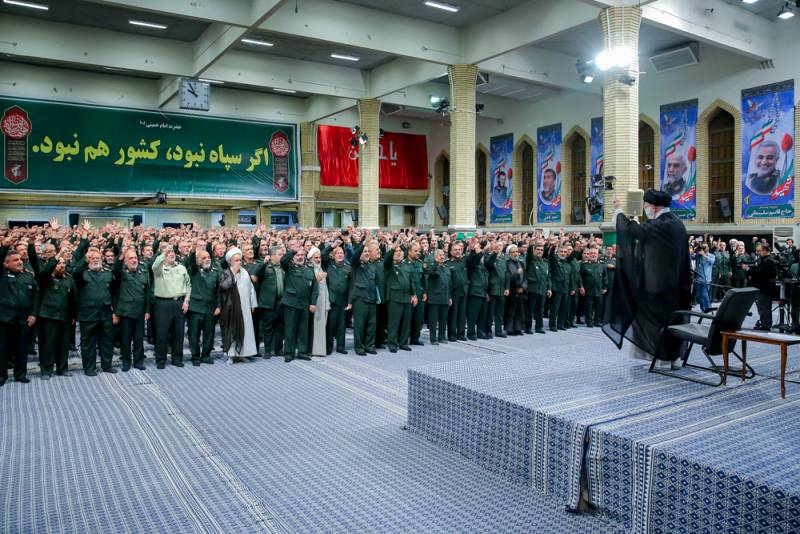 Der stellvertretende Chef des iranischen IRGC warnte Israel vor einem „weiteren Schock“, wenn die Angriffe auf den Gazastreifen fortgesetzt würden.
