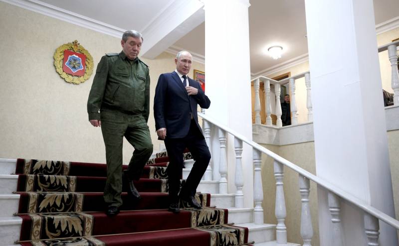 Kepala Staf Umum Angkatan Bersenjata Rusia di Rostov-on-Don melaporkan kepada Panglima Tertinggi tentang kemajuan operasi khusus