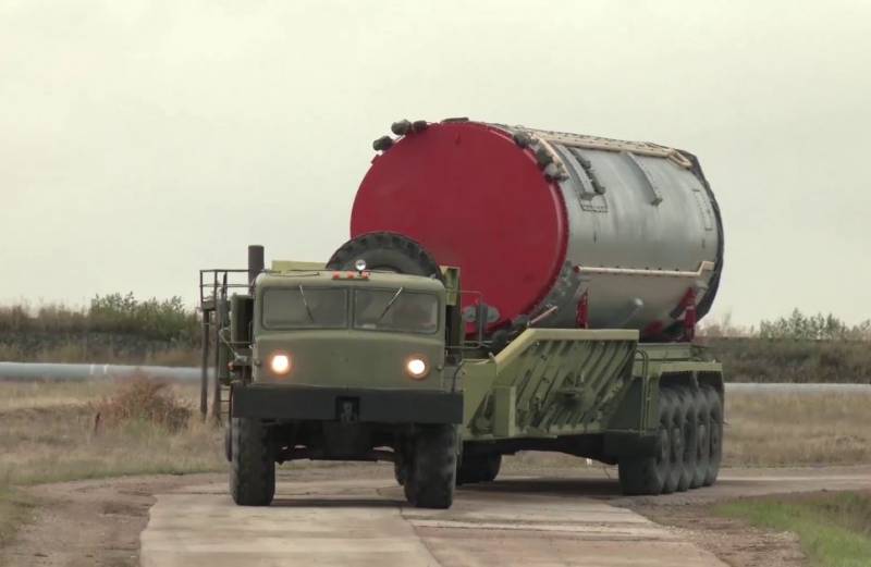 Ministerstwo Obrony kontynuuje doposażanie jednostki Jasnienskiego Strategicznych Sił Rakietowych w system rakietowy Awangard