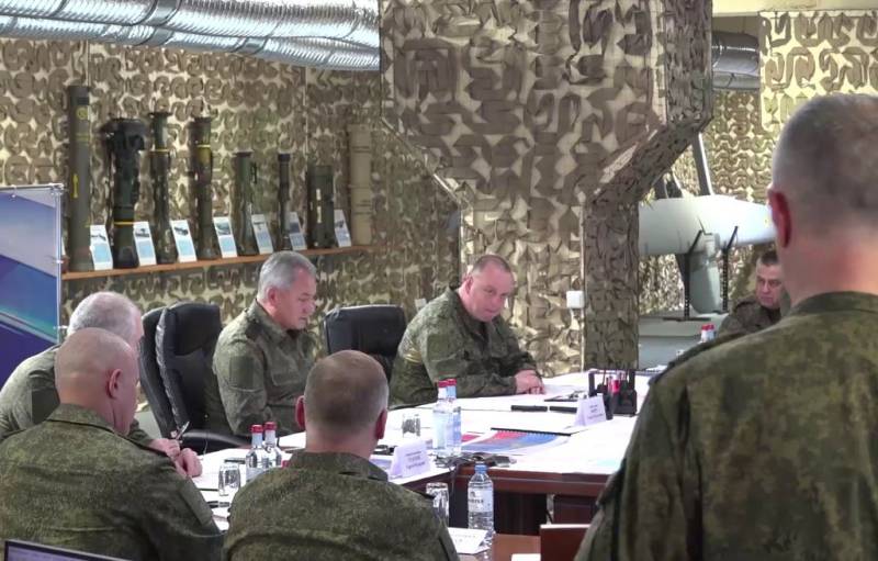 Shoigú visitó el puesto de mando avanzado del grupo de tropas Vostok en dirección sur de Donetsk