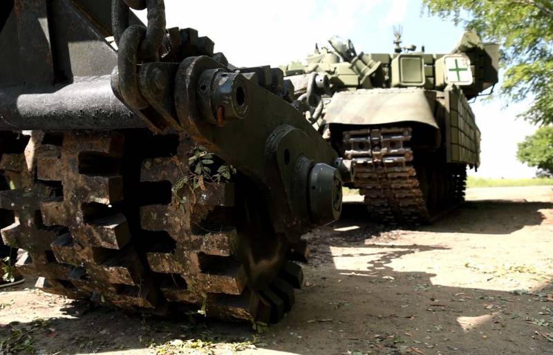 अख्मेतोव की चिंता ने यूक्रेन के सशस्त्र बलों के लिए खदान ट्रॉल्स का उत्पादन शुरू किया है