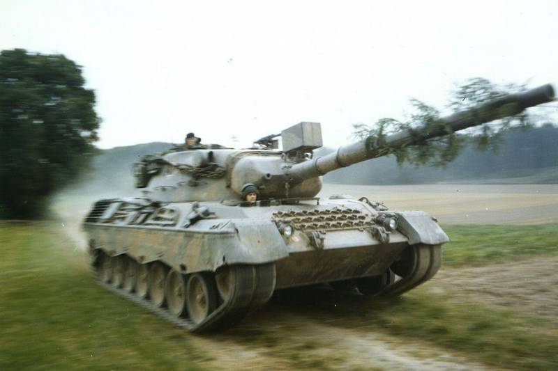 In de richting van Zaporozhye blijft het Russische leger Leopard-tanks vernietigen